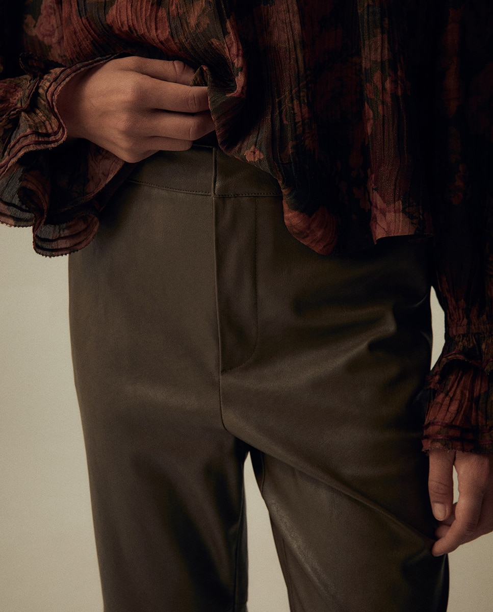 Calças Chino com Efeito de Pele Multicolor-5
