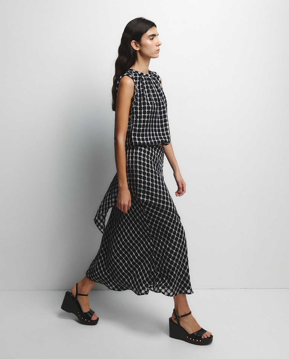 Saia aos Quadrados Preto-6