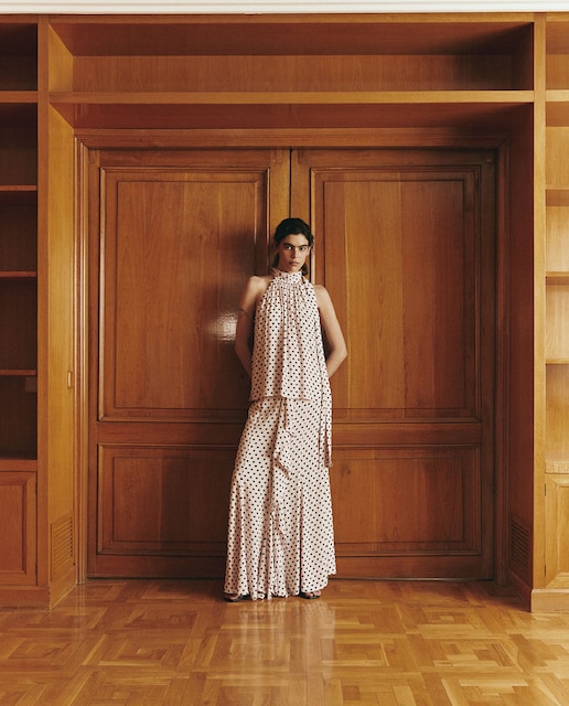 Imagen 0 de Blusa halter lunares