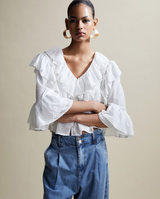 Imagen 0 de Blusa volantes