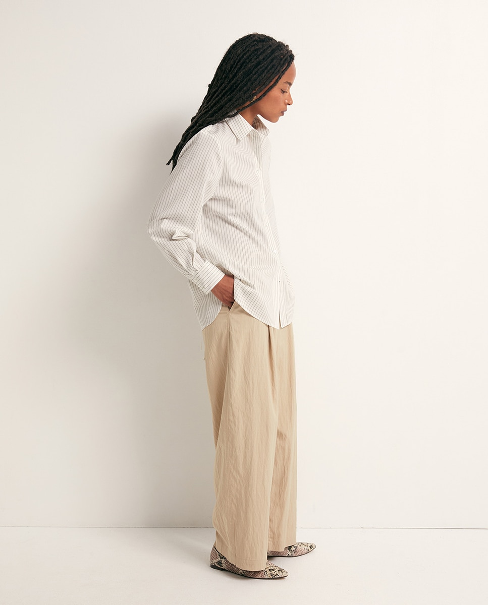 Camisa às Riscas com Laço Branco-4