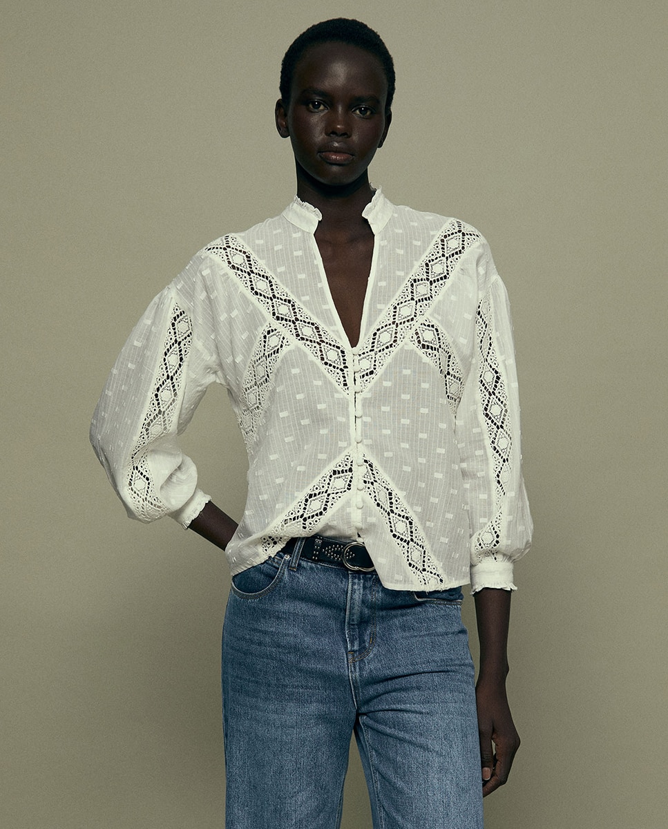 Imagem 0 de Blusa romântica