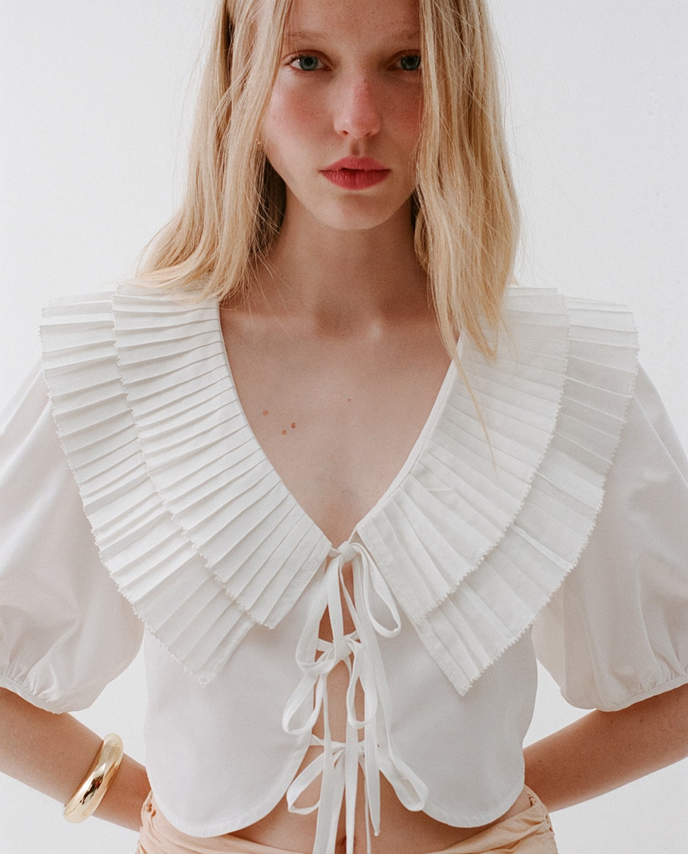 Imagem 0 de Blusa de Manga com Pregas