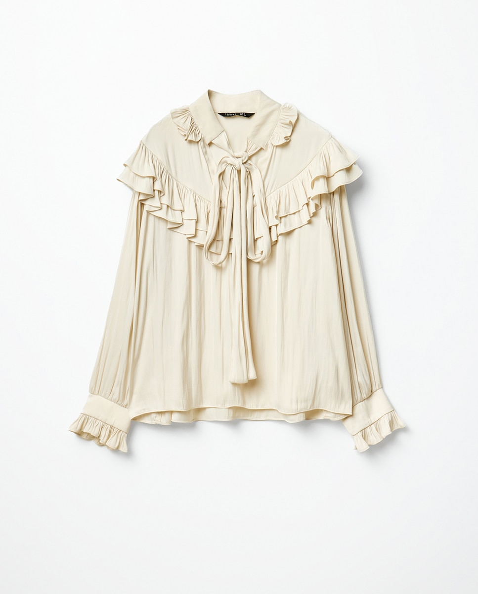 Imagem 0 de Camisa Acetinada com Folhos