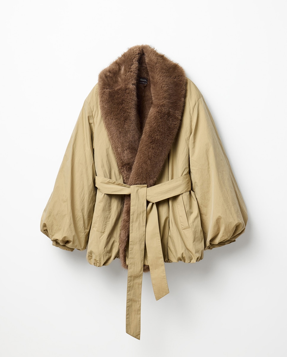 product.carousel.image.label