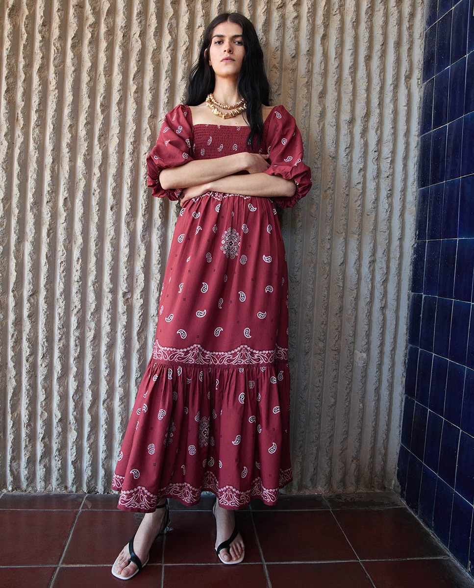 Imagem 0 de Vestido com Estampado Bandana