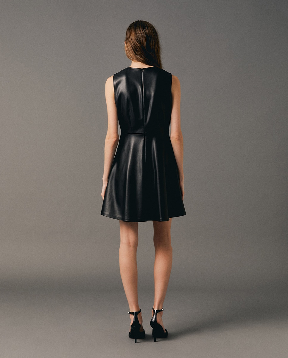 Vestido curto com efeito de pele Preto-5