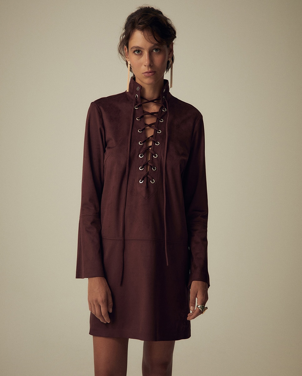 Imagem 0 de Vestido Curto com Efeito de Camurça