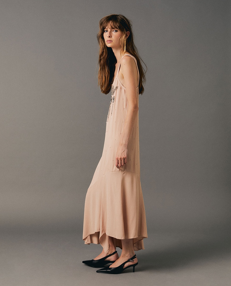 Vestido com Bordados e Missangas 650 Pêssego-3