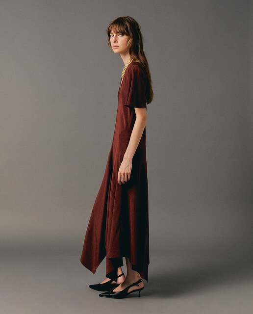 Imagen 0 de Vestido satinado picos 770 Terracota
