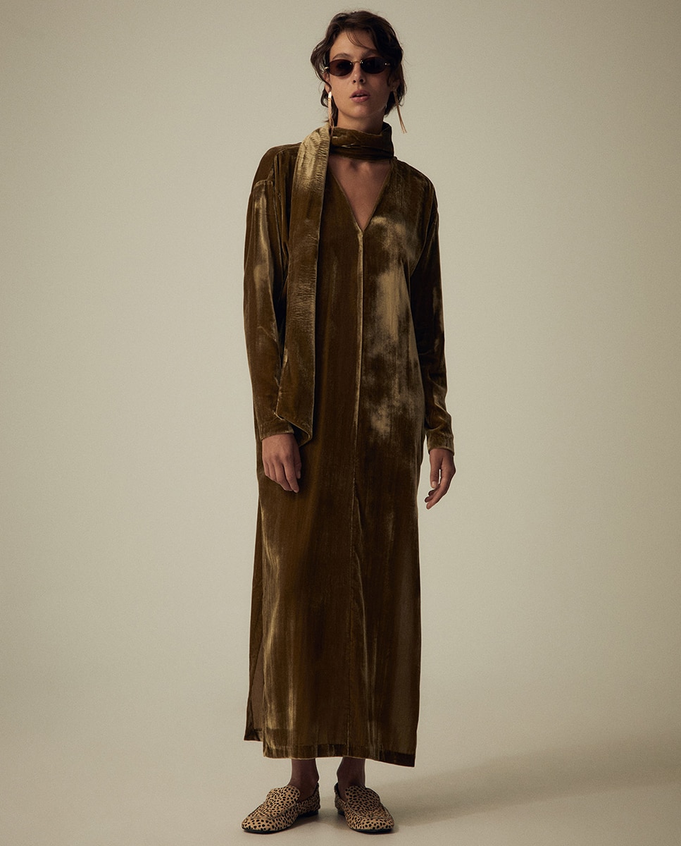 Imagem 0 de Vestido tipo túnica de veludo