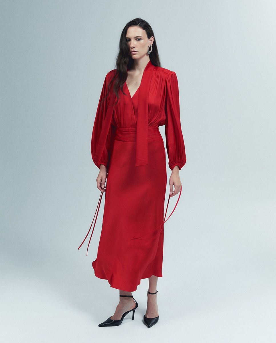 Imagem 1 de Vestido Comprido Acetinado