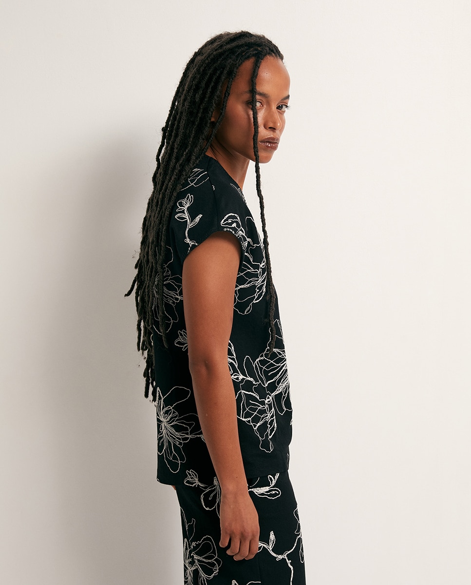 Top de Linho Puff Preto-4