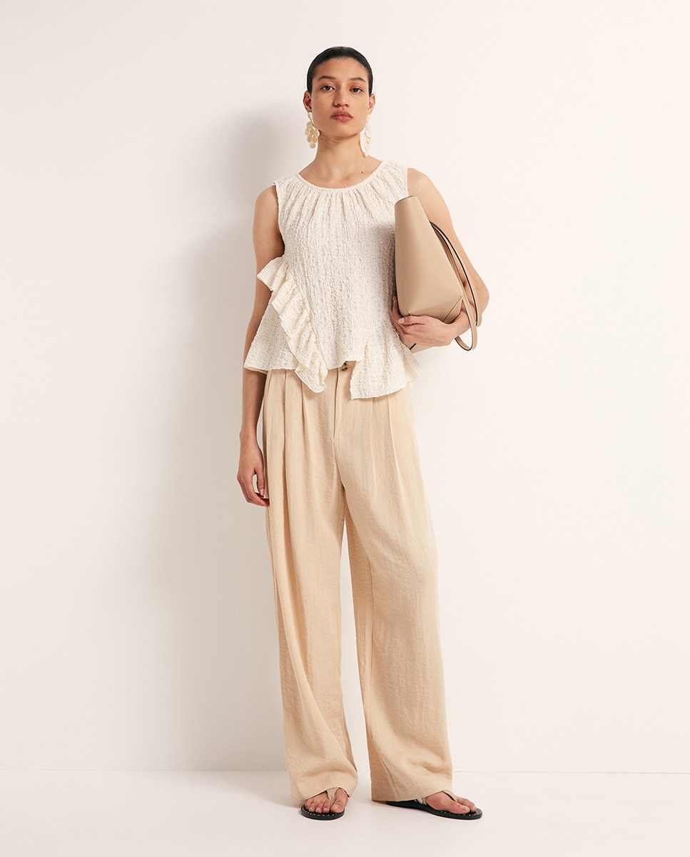 Blusa em Tecido Enrugado Cru-3