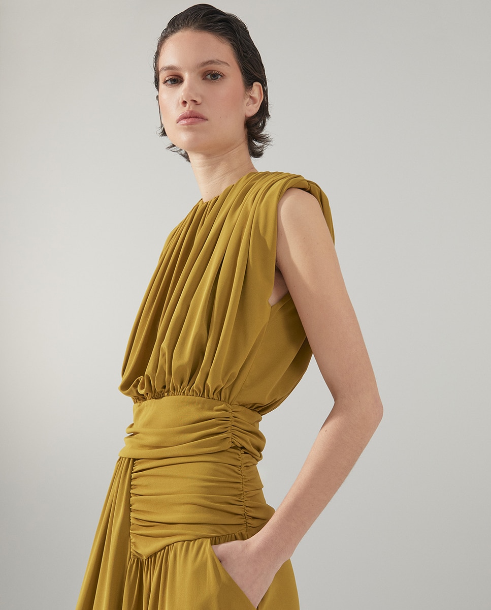 Imagem 0 de Blusa Drapeada nas Costas