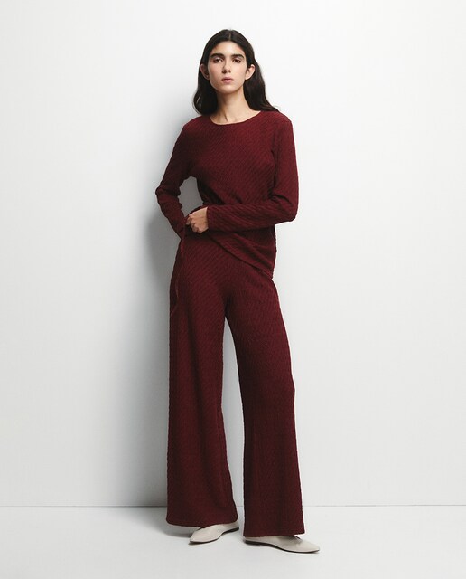 Imagem 0 de Calças com Estrutura de Peça