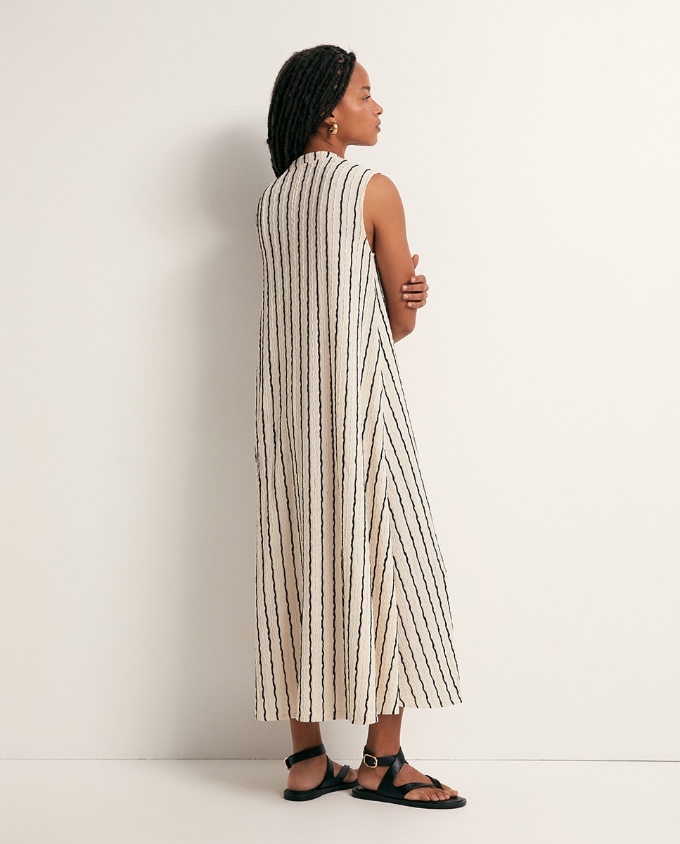 Vestido com Estrutura e Peça Branco-marfim-5