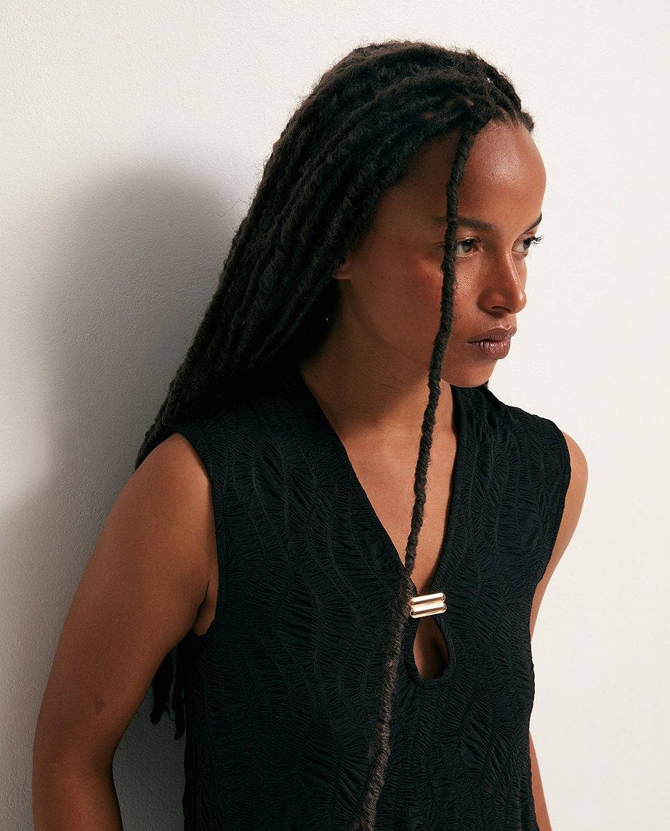 Vestido com Estrutura e Peça Preto-3