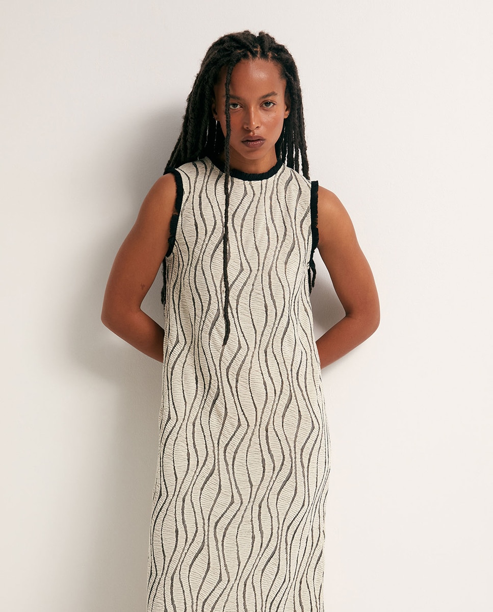 Vestido com Estrutura e Franjas Branco-marfim-2