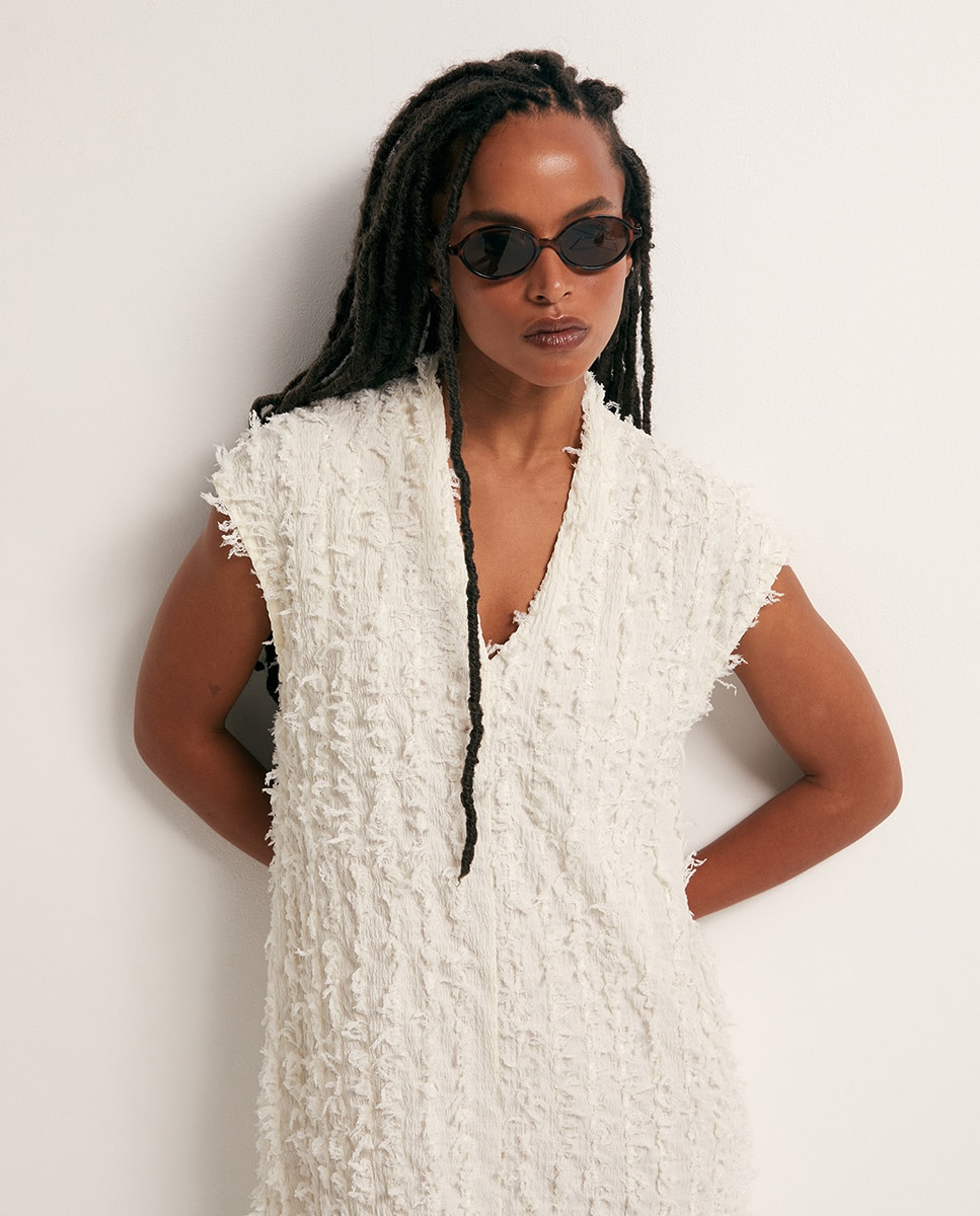 Vestido com Estrutura e Franjas Cru-3