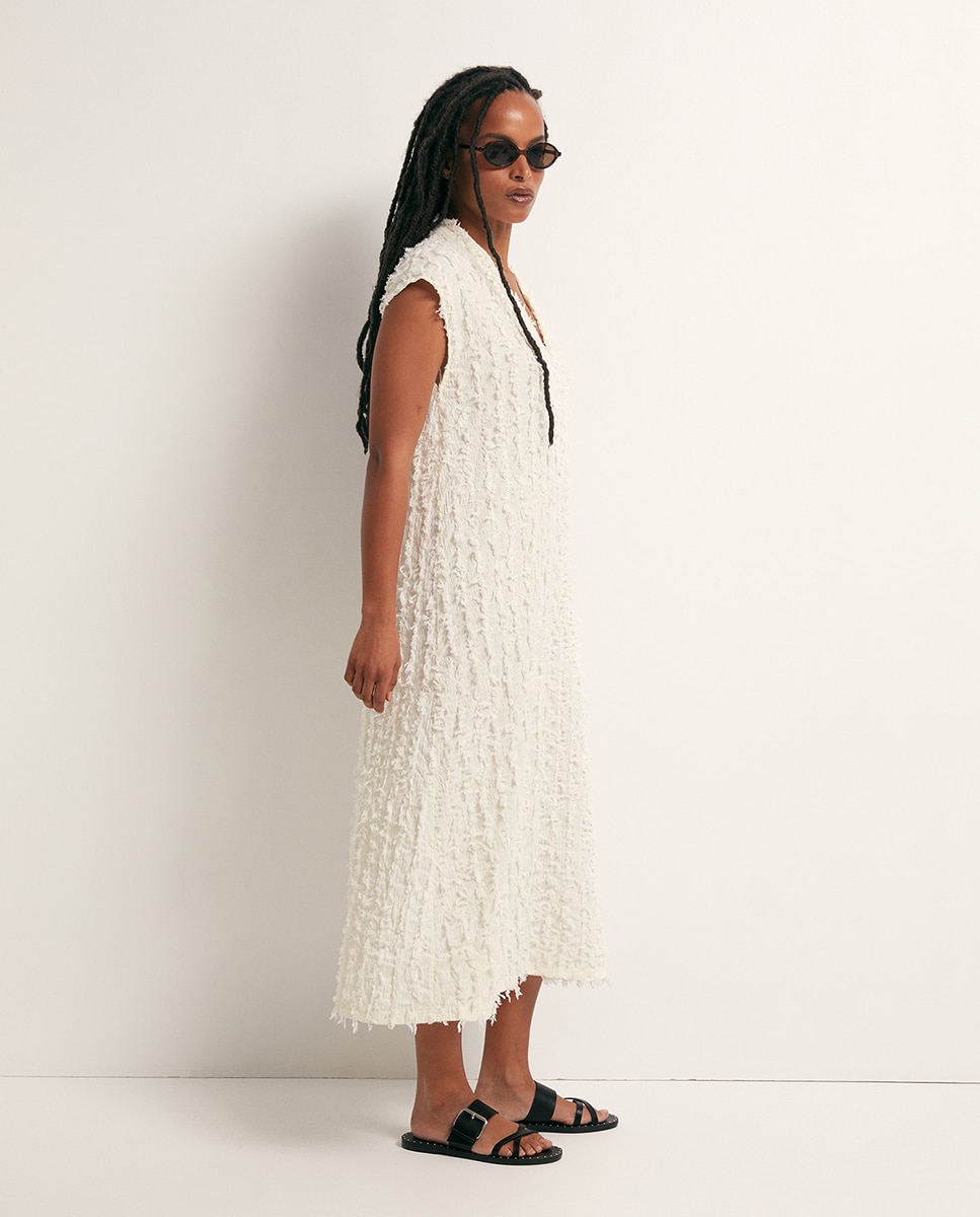 Vestido com Estrutura e Franjas Cru-4