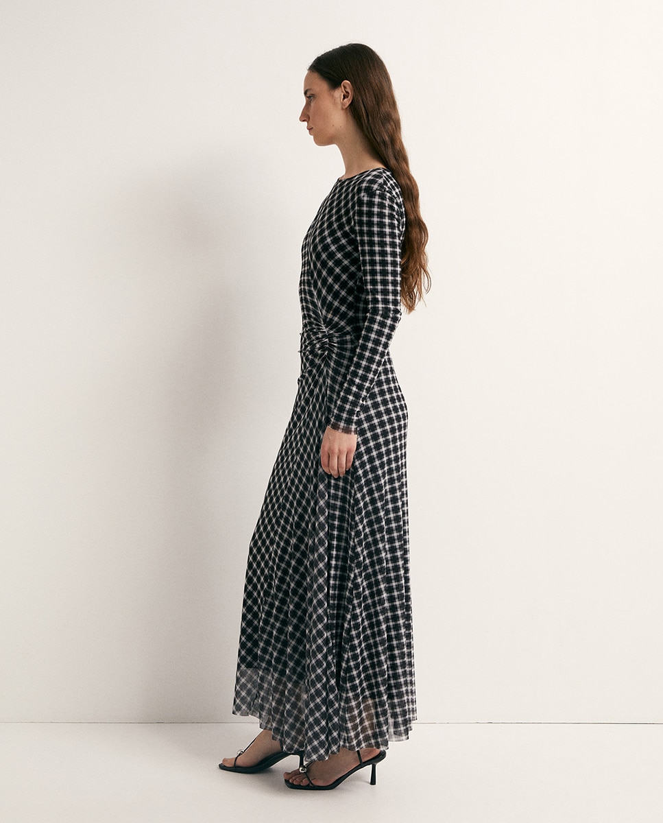 Vestido de Tule aos Quadrados Preto-3