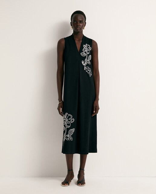 Imagen 0 de Vestido lino bordado