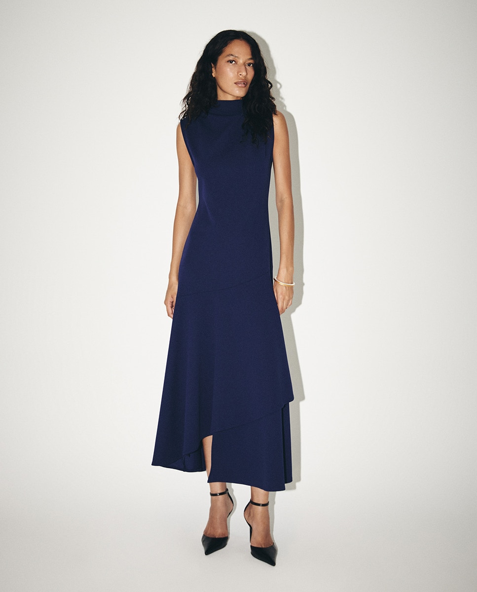 Imagem 0 de Vestido com Saia e Folhos