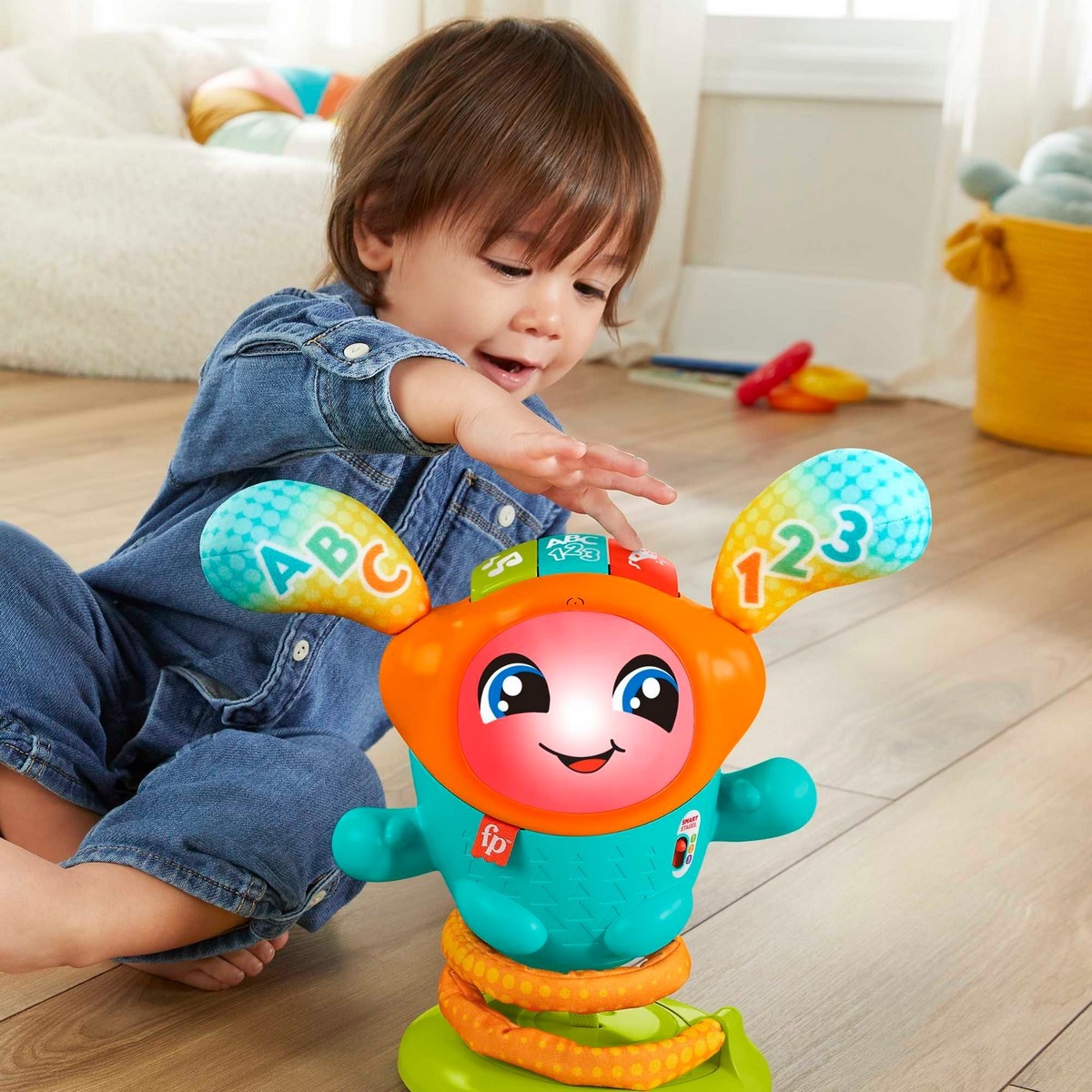 Fisher-Price Boti Robotito Saltarín, juguete electrónico para aprender letras y números 6