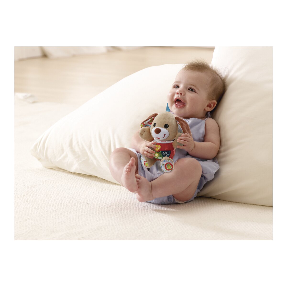 Peluche interactivo Pequeperrito, con canciones, voces y actividades que estimulan al bebé VTech Baby 5