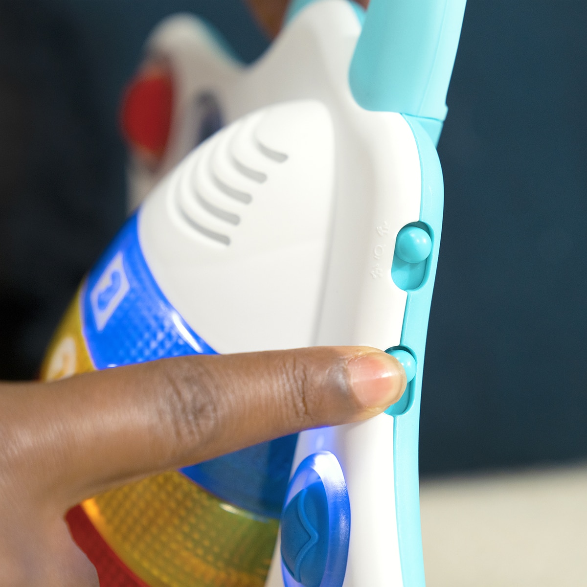 Juguete interactivo Pop & Explore Stingray  Baby Einstein 20