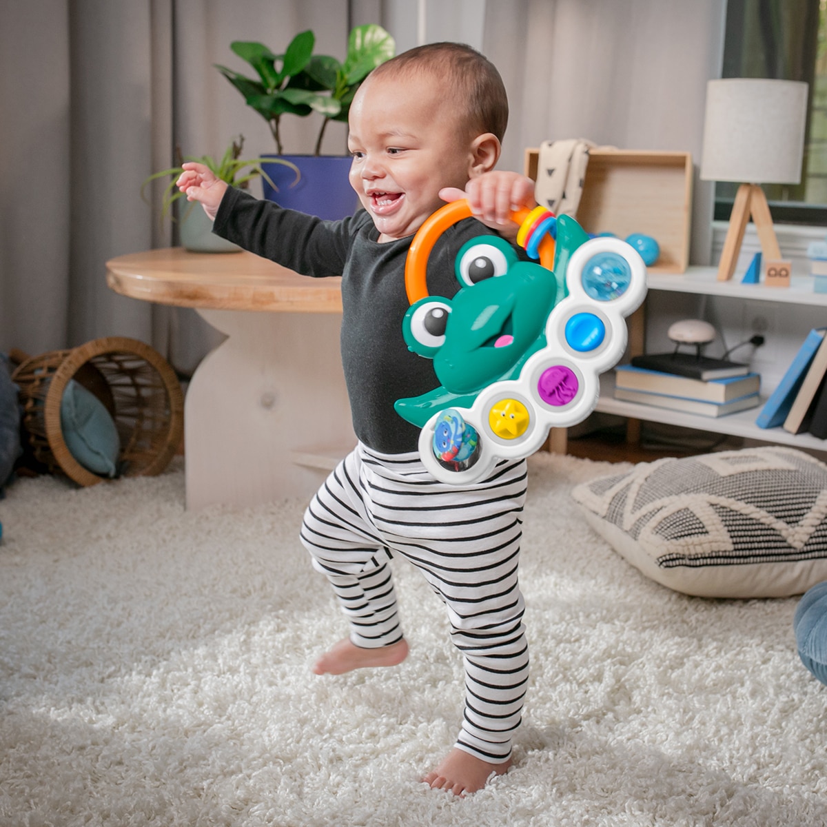 Juguete de actividad sensorial Neptune's Busy Bubbles Baby Einstein 10