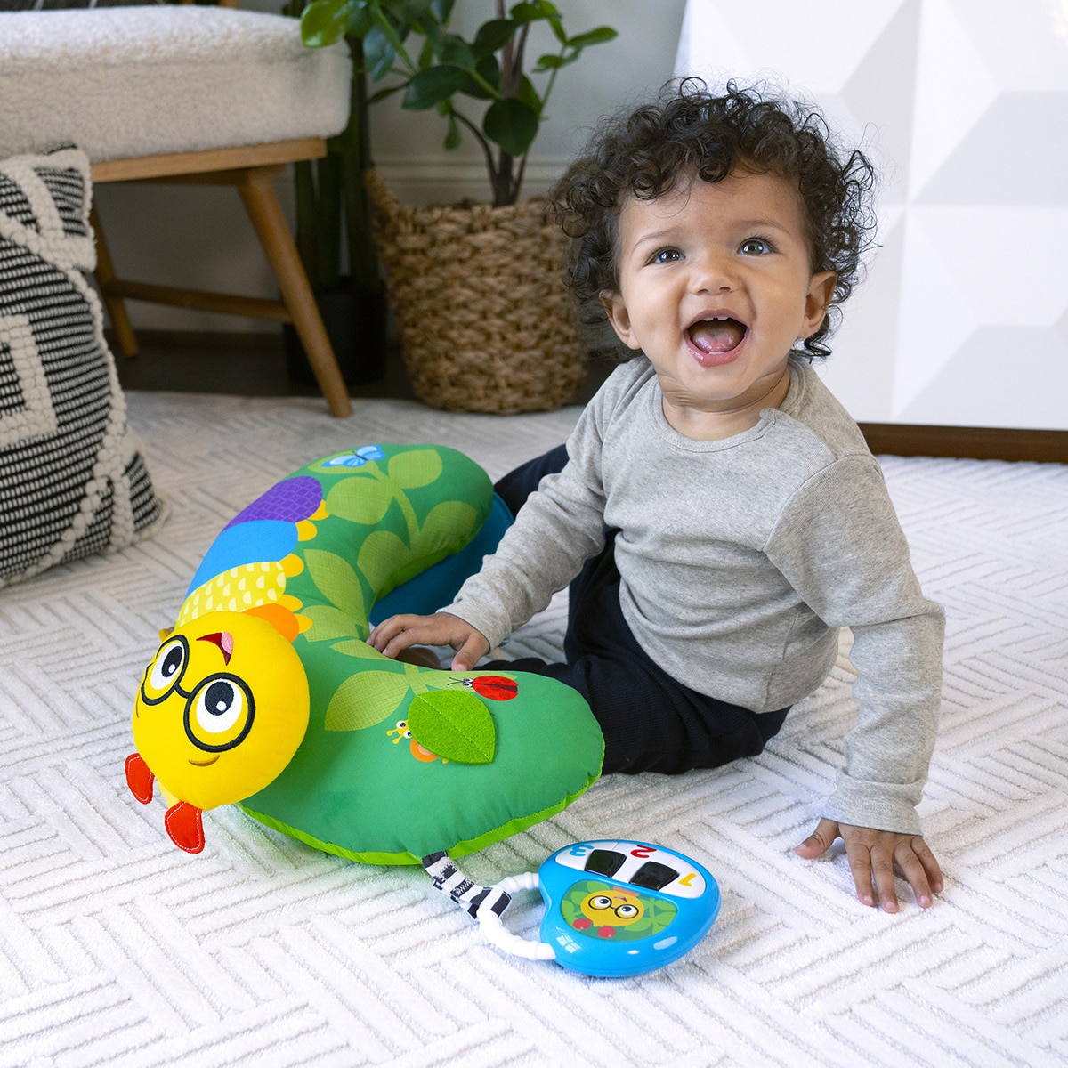 Cojín de actividades Cal-a-Pillow Baby Einstein 11