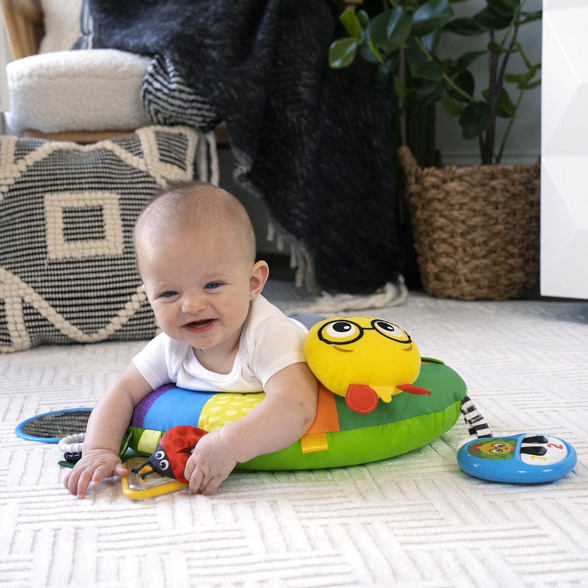 Cojín de actividades Cal-a-Pillow Baby Einstein 15