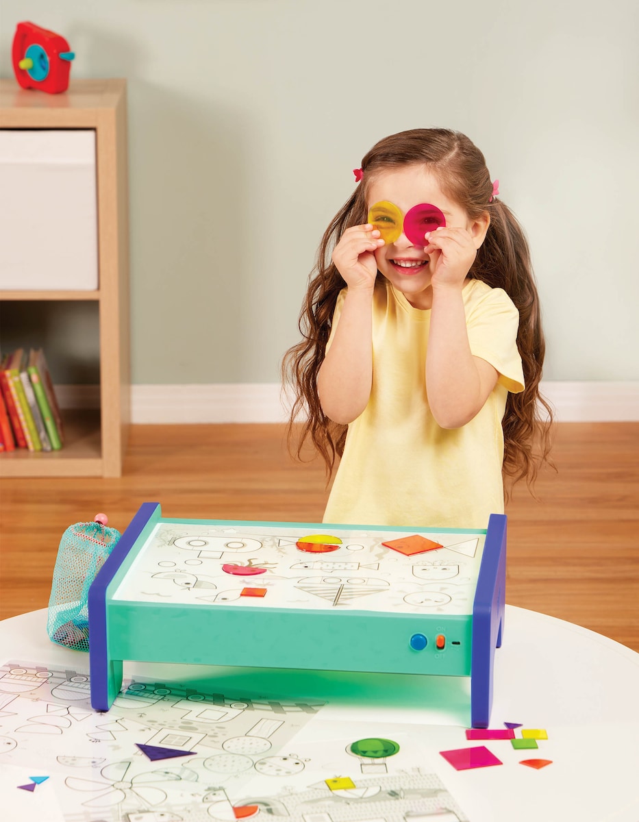 Caja de actividades con luz Battat 3