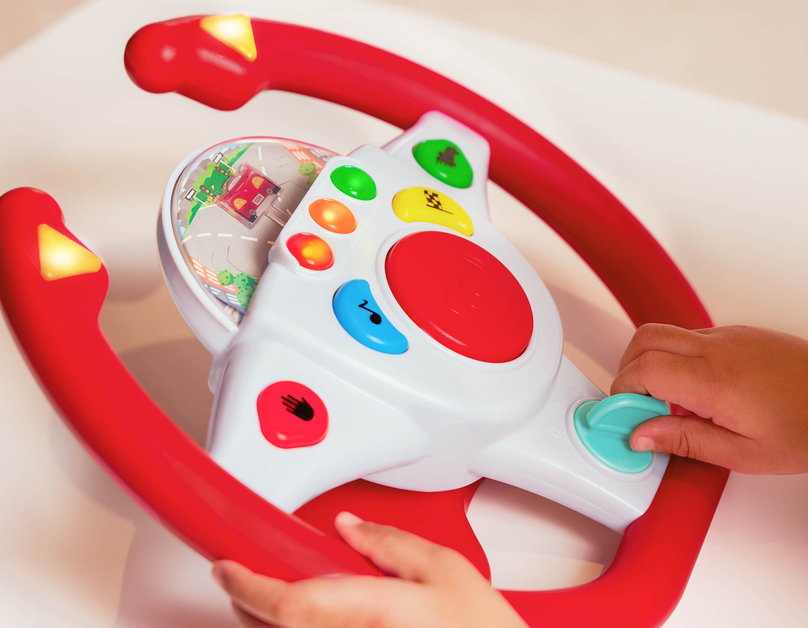Volante interactivo con luces y sonidos Battat 6