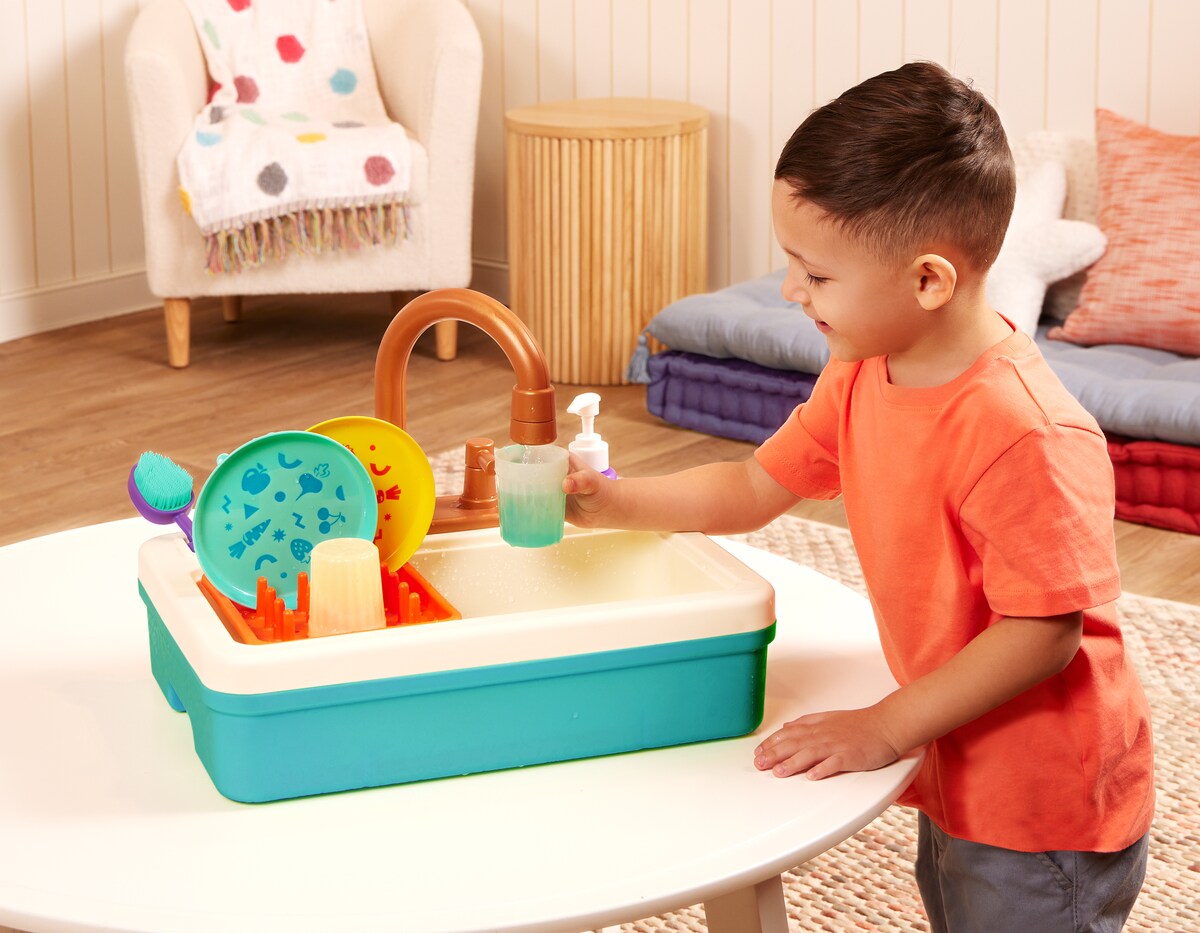 Fregadero de cocina con grifo Electrico Battat 2