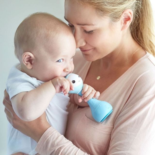 Sonajero interactivo Smarty Bunny Alilo 9