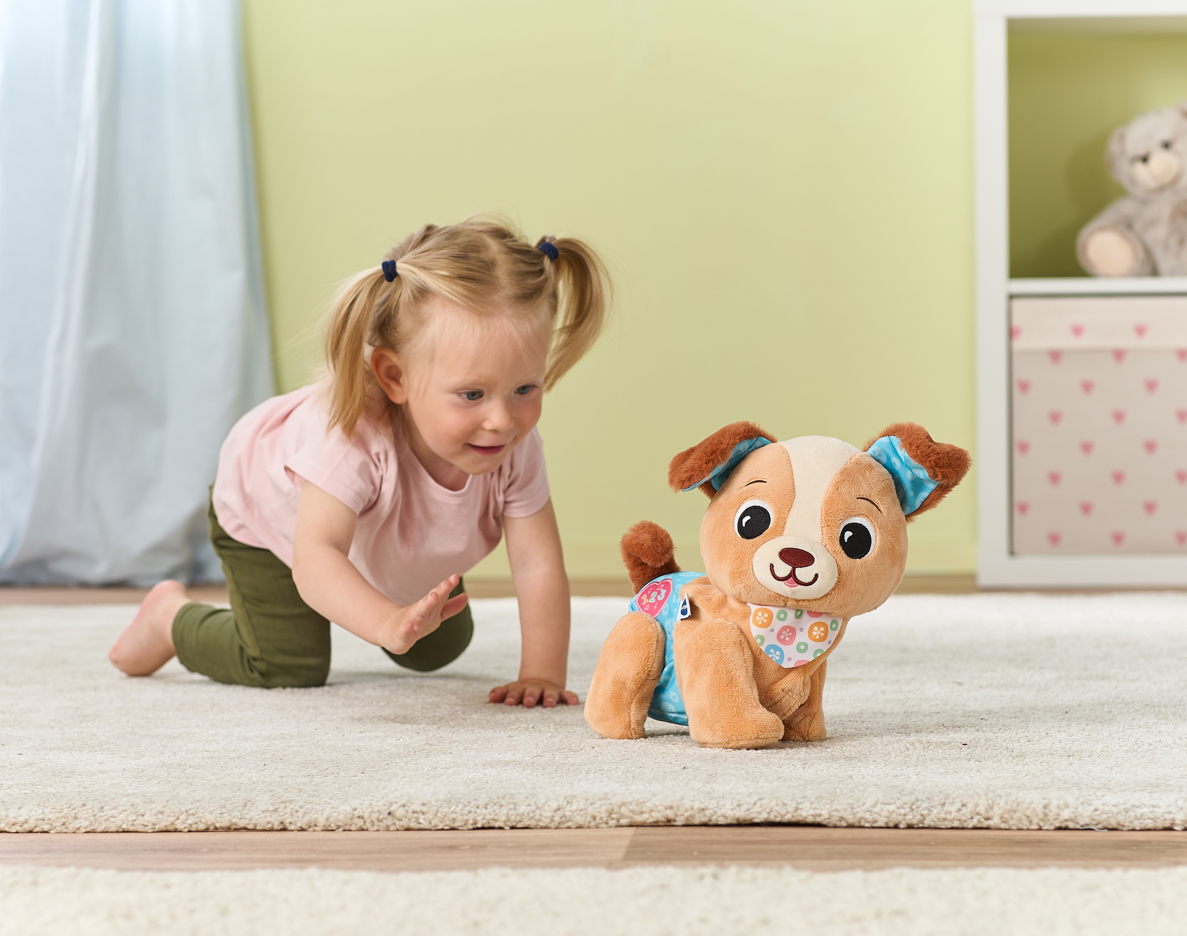 Peluche interactivo baby mascota cachorrito pasitos Vtech 2