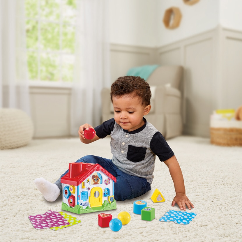 Mi primera Casita de actividades con 6 lados de actividades diferentes Vtech 3