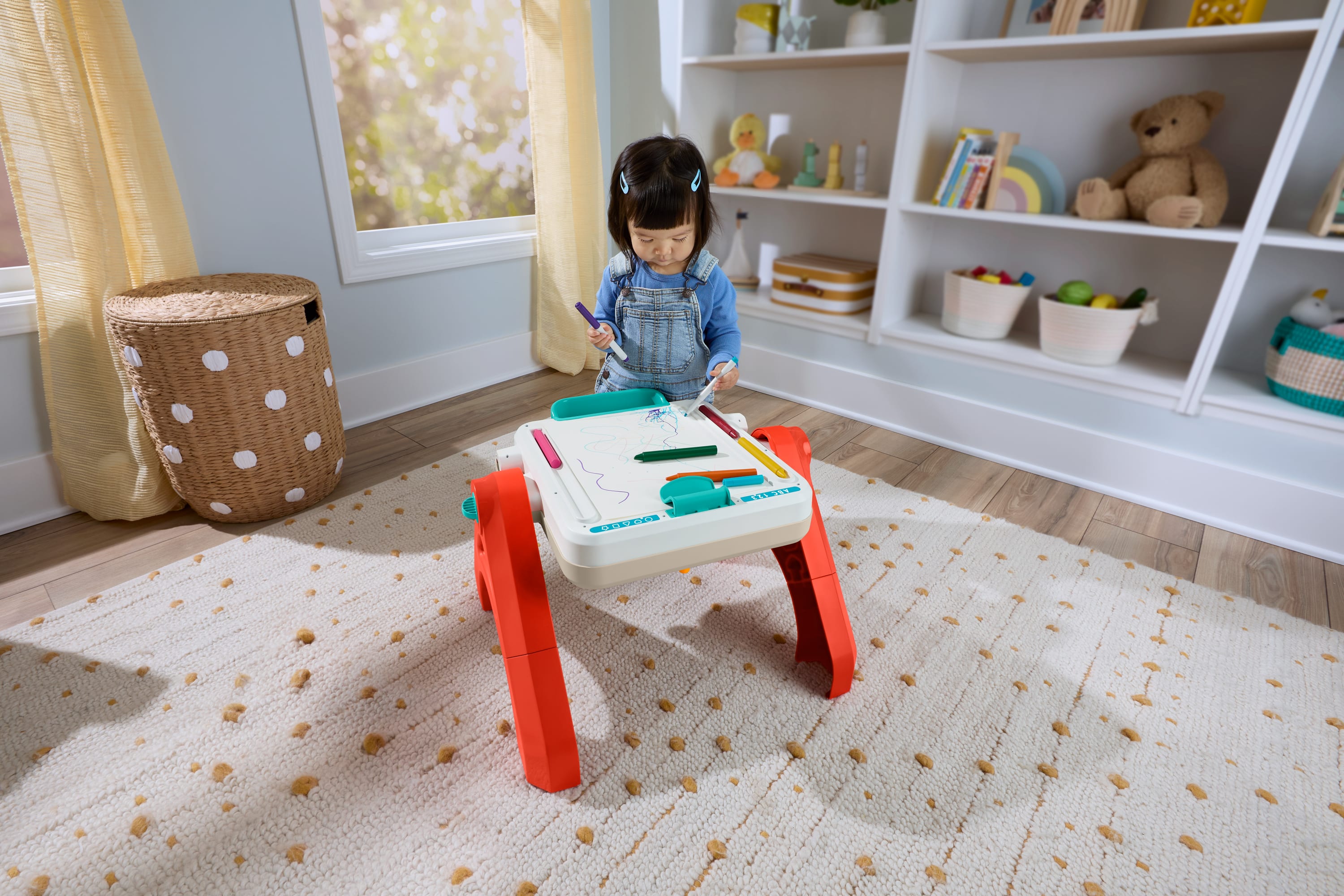 Mesa y caballete 4 en 1 Ríe y aprende Fisher-Price 3