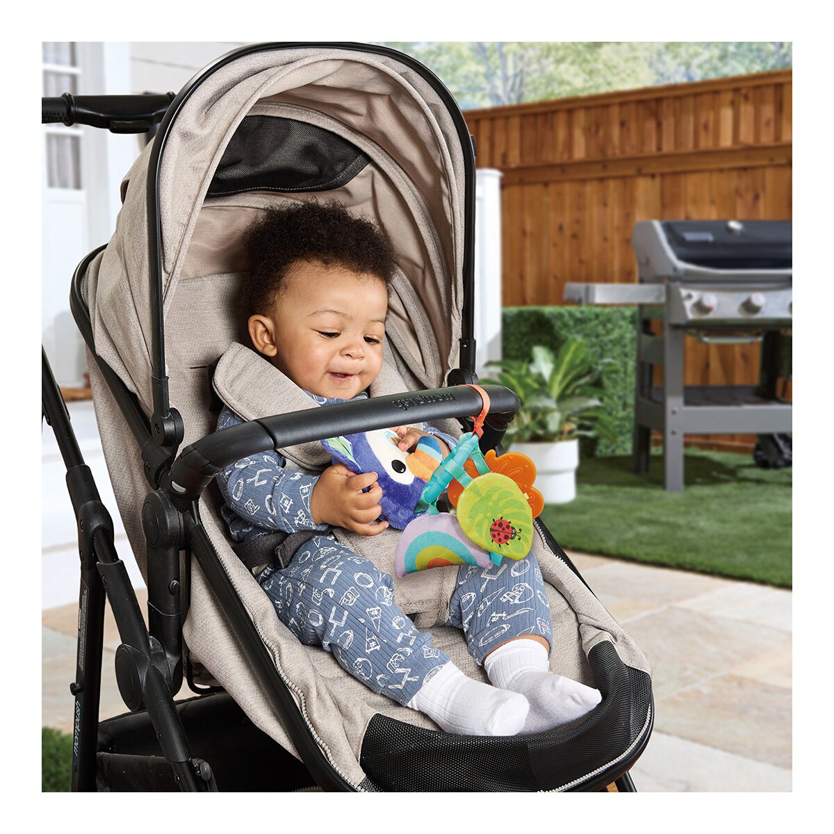 Tucán interactivo de peluche con canciones, melodías, sonidos y frases Vtech 3