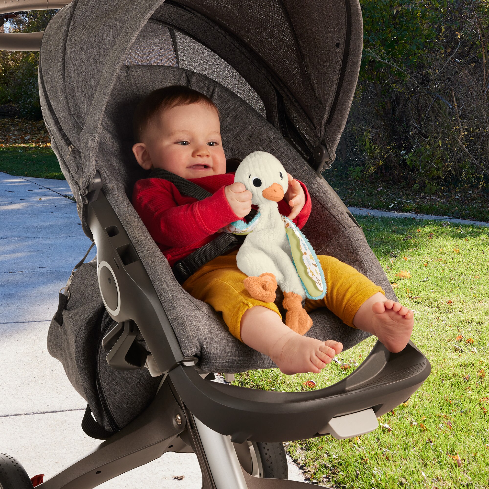 Peluche sonajero Oca Lovely Sensimals Fisher-Price 4