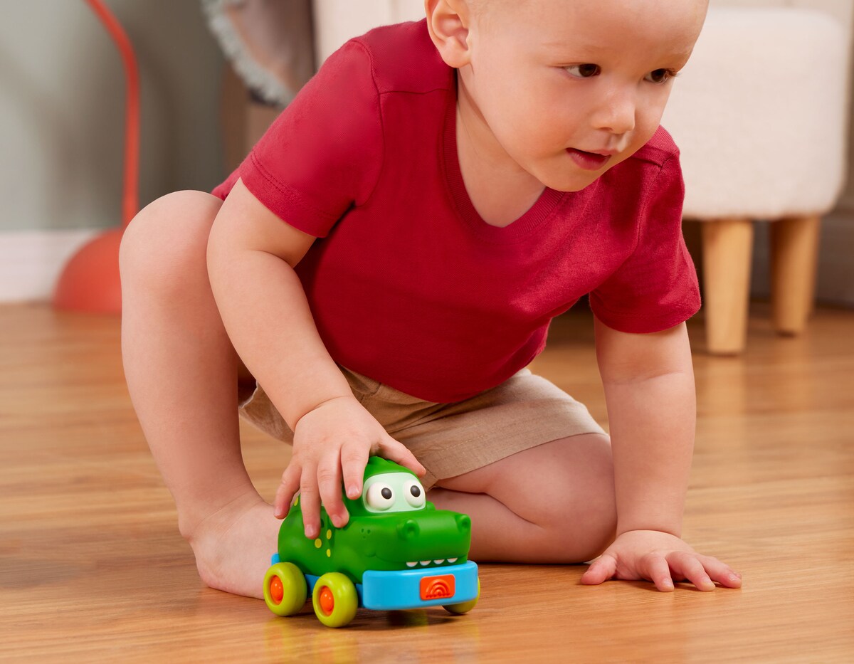 Juego de coches Pull Back Mini Wheels Battat 3