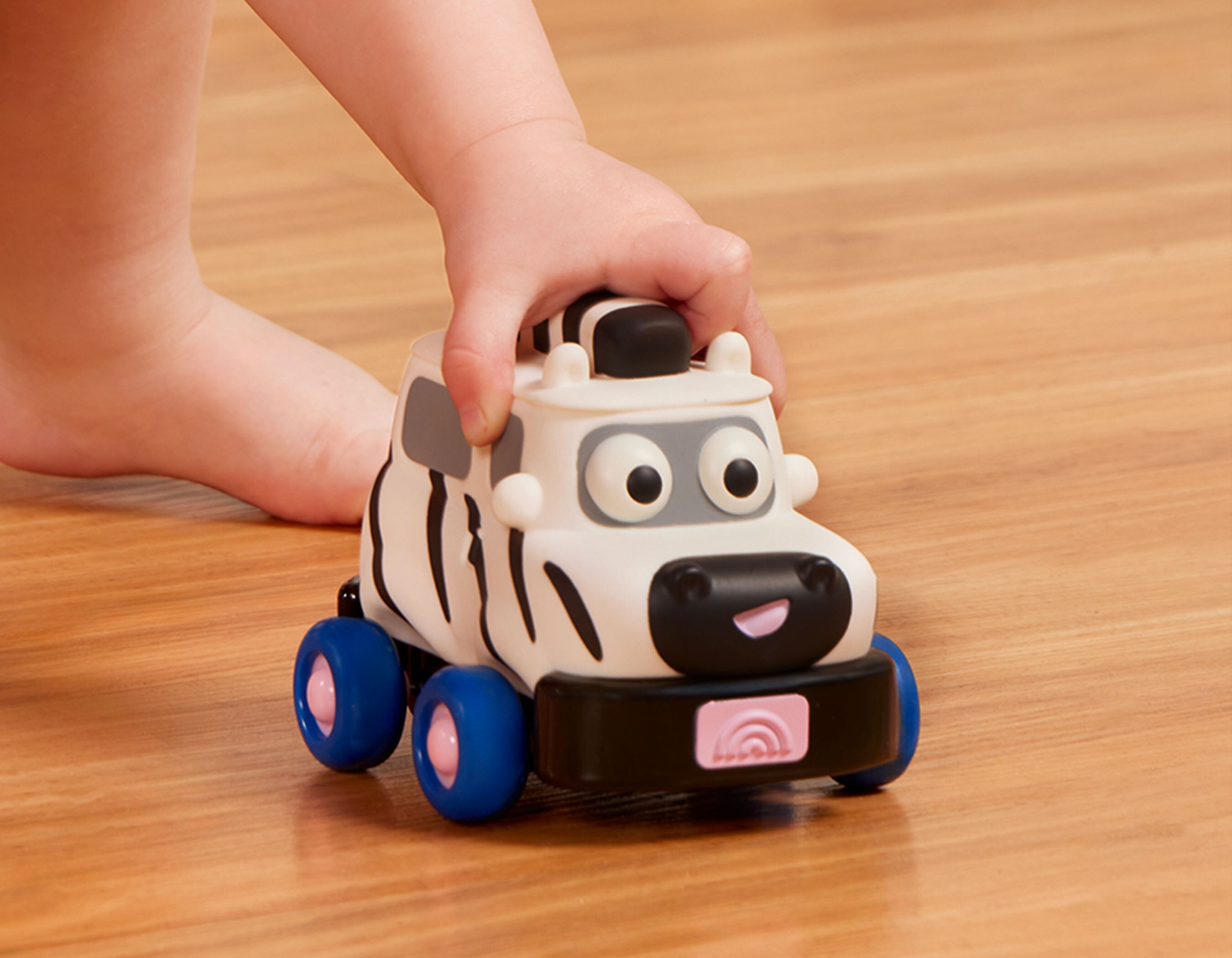 Juego de coches Pull Back Mini Wheels Battat 13