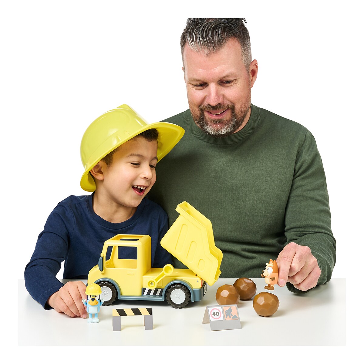 Camião Basculante Bluey Bluey e Figuras de Bingo Incluídas 8