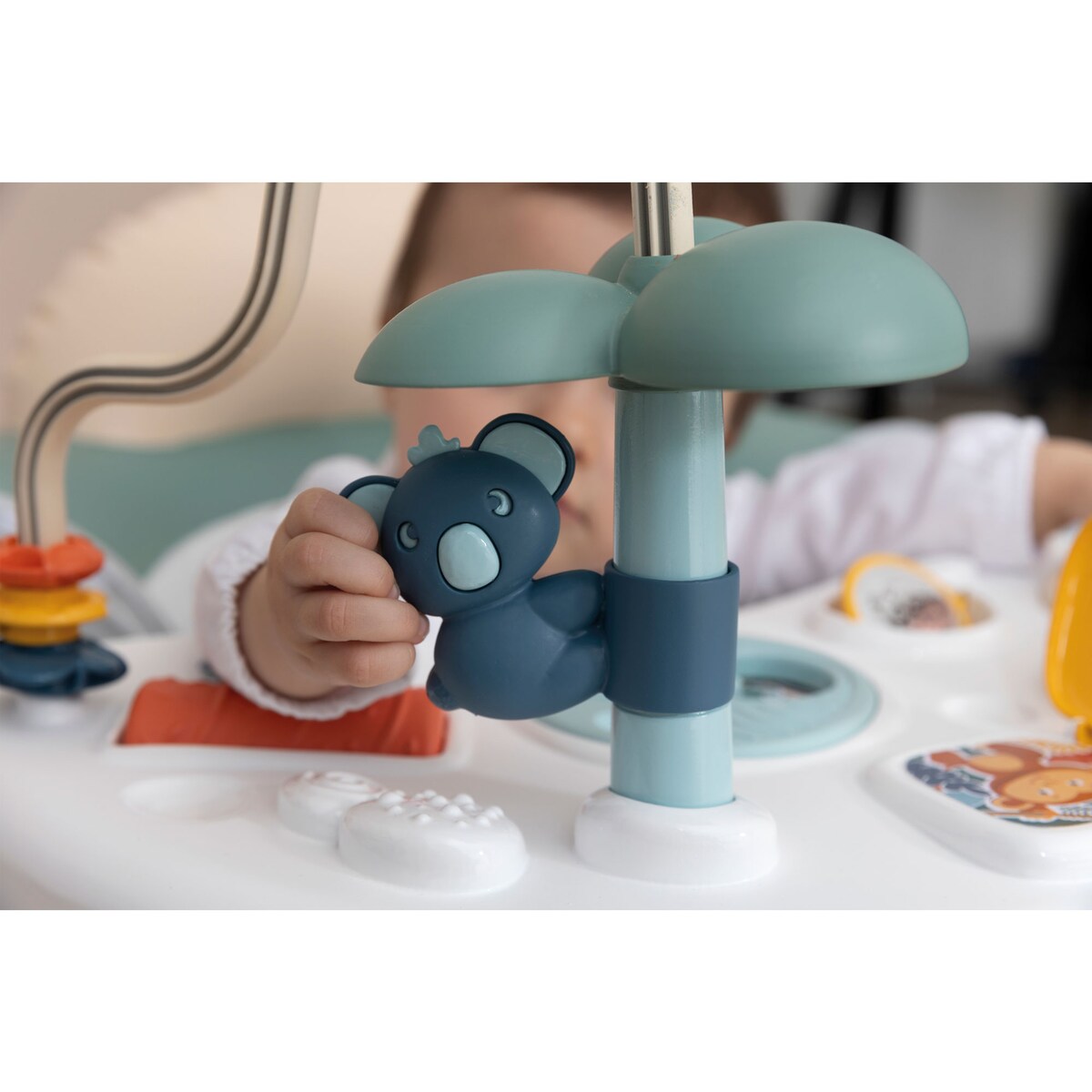 Mesa de actividades con asiento para bebé Little Smoby 5