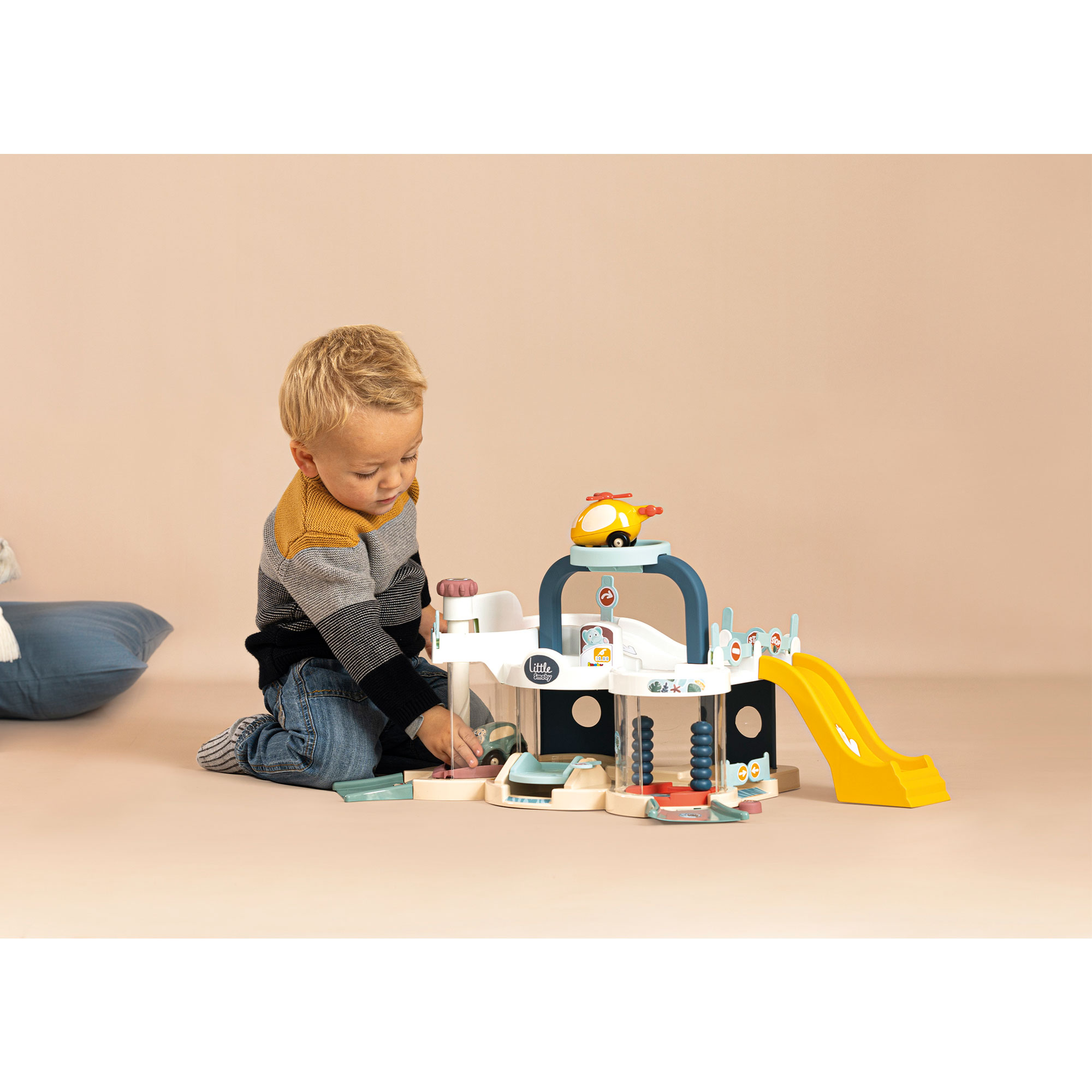 Juego de actividades Mi primer Garage Little Smoby 3
