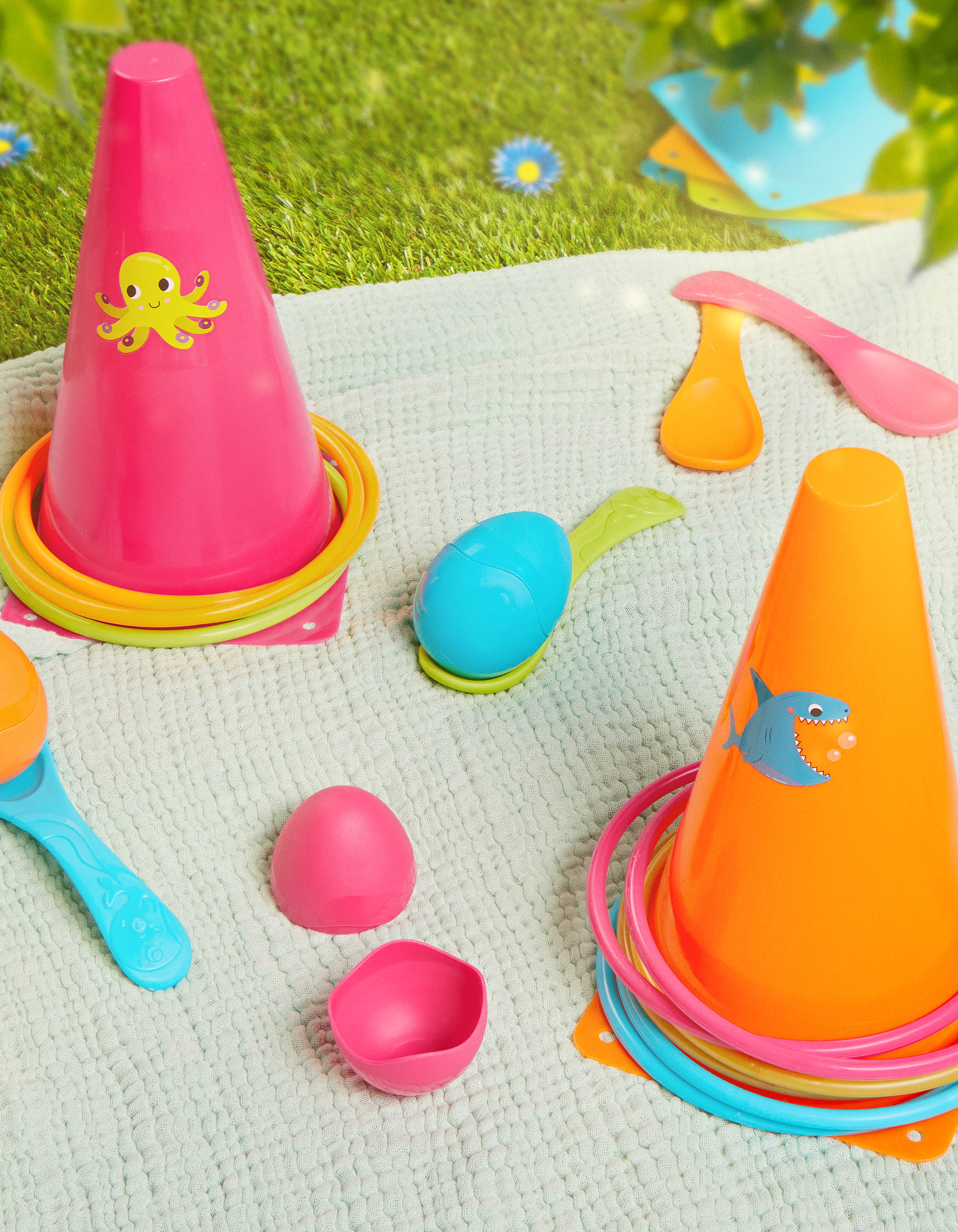 Juego de punteria con anillos y set balance cuchara/huevos B Toys 4