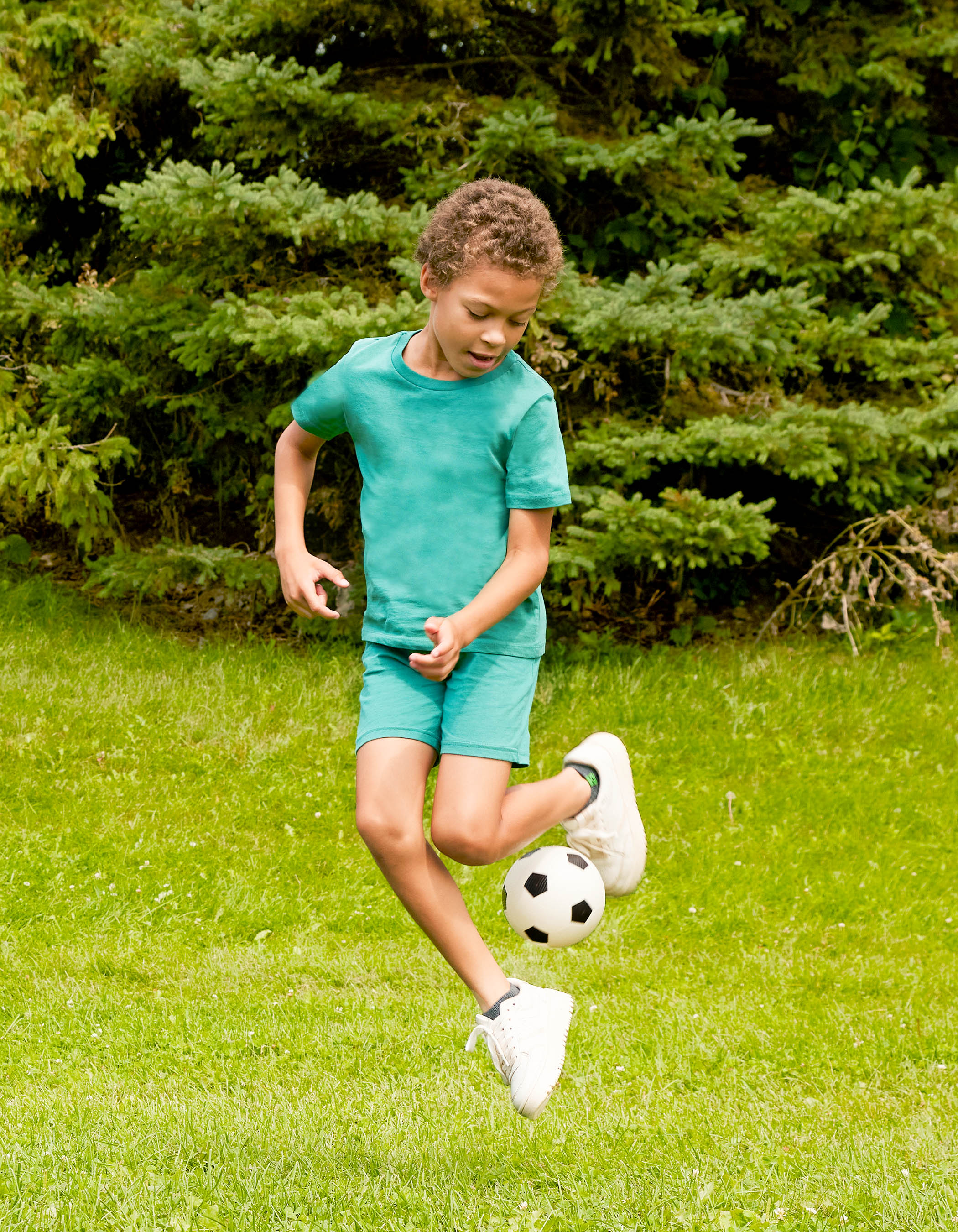 Juego de 4 pelotas (futbol, baloncesto, rugby y beisbol) B Toys 15